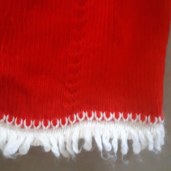 🎈Sale! Toddler Red Knit Poncho Shawl Fringe made in Italy marked 4 fits 2T-3T - Picture 5 of 9
